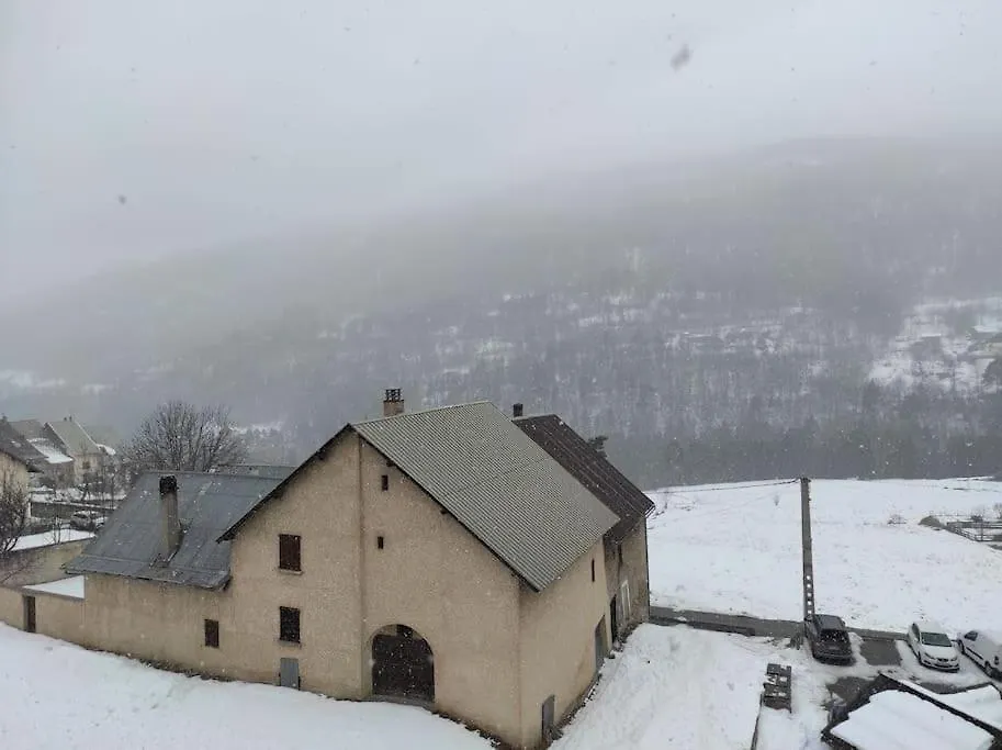 Appartement Vue Montagne, Cosy Et Chaleureux Briançon 0*,  Francia